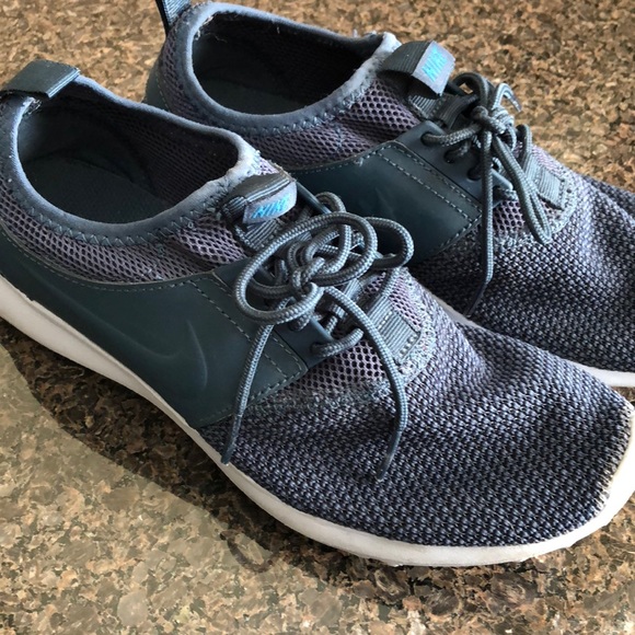 nike foam shoes - Picture 2 of 2